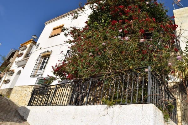 2 soverom Hus til leie i Lijar - € 400 (Ref: 6528107)