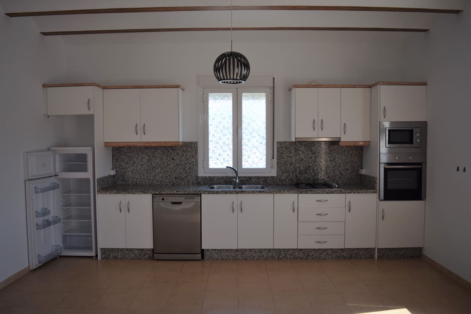 Villa/Maison de 4 chambres à louer à Almanzora avec garage - 950 € (Ref: 6650646)