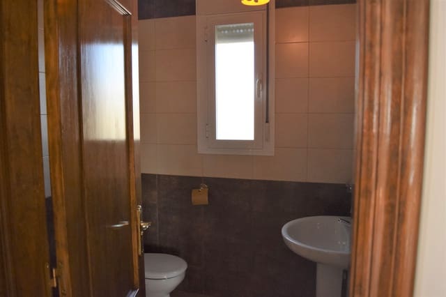 Villa/Maison de 4 chambres à louer à Almanzora, Cantoria avec garage - 950 € (Ref: 6650646)
