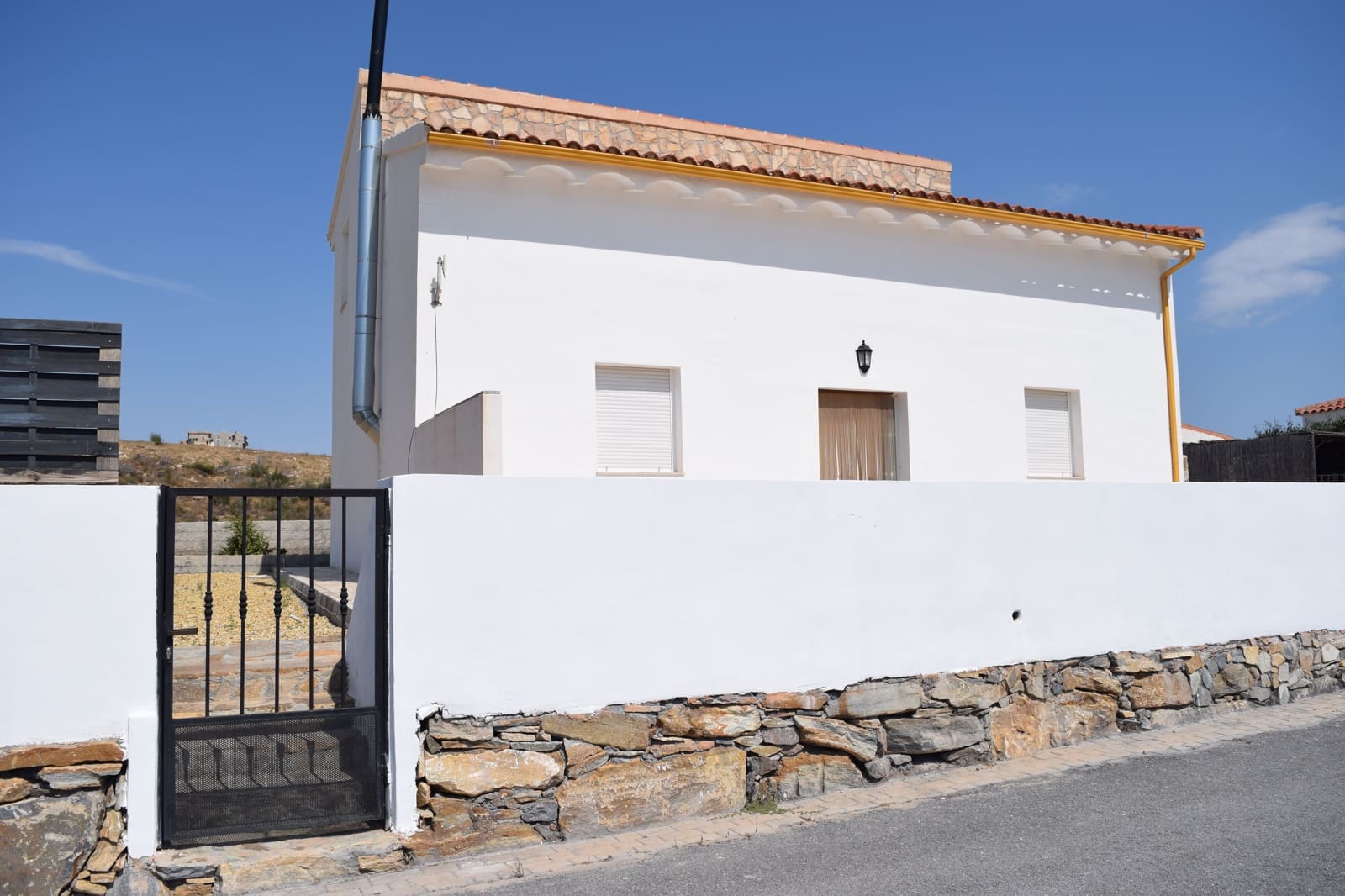 Villa/Maison de 4 chambres à louer à Almanzora avec garage - 950 € (Ref: 6650646)