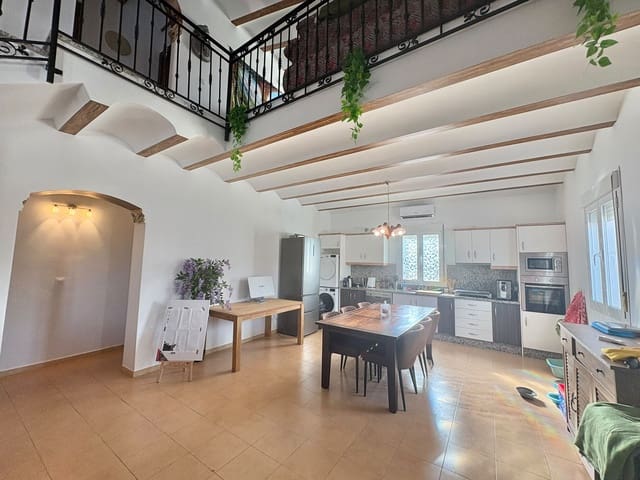 Villa/Maison de 4 chambres à louer à Almanzora, Cantoria avec garage - 950 € (Ref: 6650646)