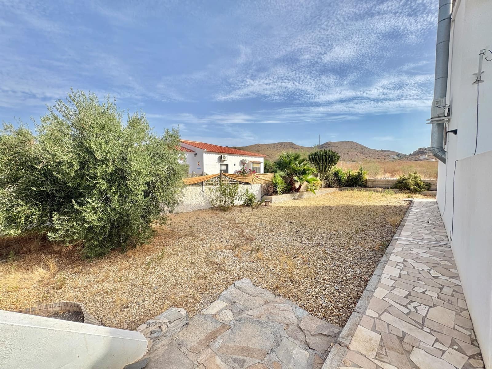 4 Zimmer Villa zu vermieten in Almanzora mit Garage - 950 € (Ref: 6650646)