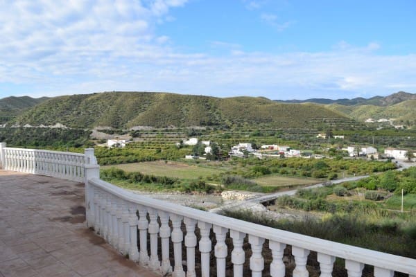 4 makuuhuone Huvila vuokrattavana paikassa Almeria kaupunki mukana 
autotalli - 1 050 € (Ref: 6807409)