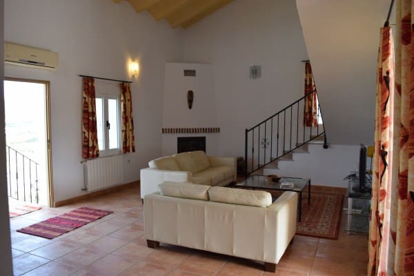 4 makuuhuone Huvila vuokrattavana paikassa Almeria kaupunki mukana 
autotalli - 1 050 € (Ref: 6807409)