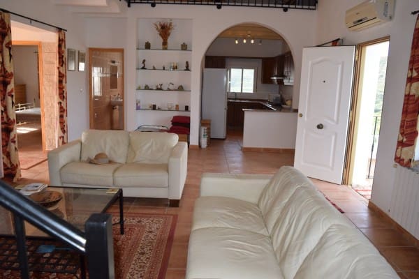 4 makuuhuone Huvila vuokrattavana paikassa Almeria kaupunki mukana 
autotalli - 1 050 € (Ref: 6807409)