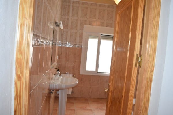 4 makuuhuone Huvila vuokrattavana paikassa Almeria kaupunki mukana 
autotalli - 1 050 € (Ref: 6807409)