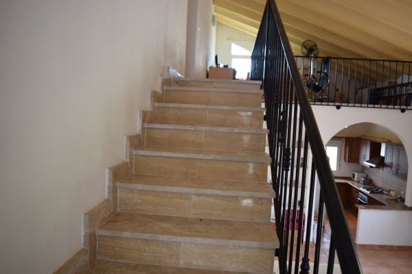 4 makuuhuone Huvila vuokrattavana paikassa Almeria kaupunki mukana 
autotalli - 1 050 € (Ref: 6807409)