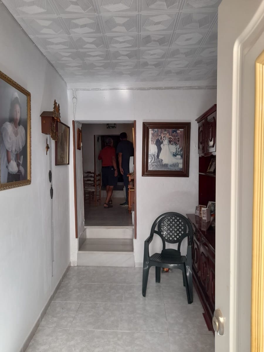 5 sypialnia Dom do wynajęcia w Miasto Almeria - 500 € (Ref: 7124046)