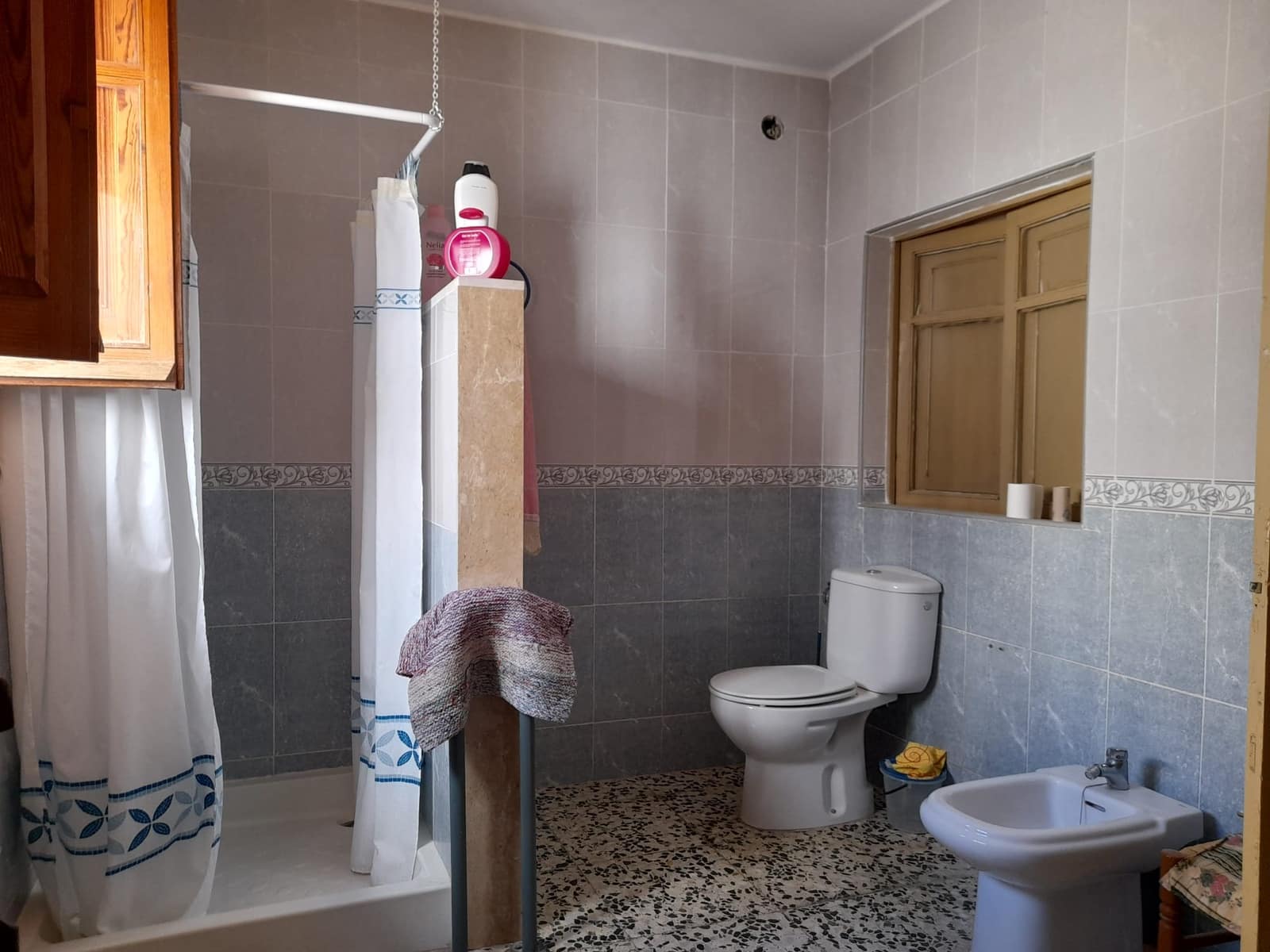 5 sypialnia Dom do wynajęcia w Miasto Almeria - 500 € (Ref: 7124046)