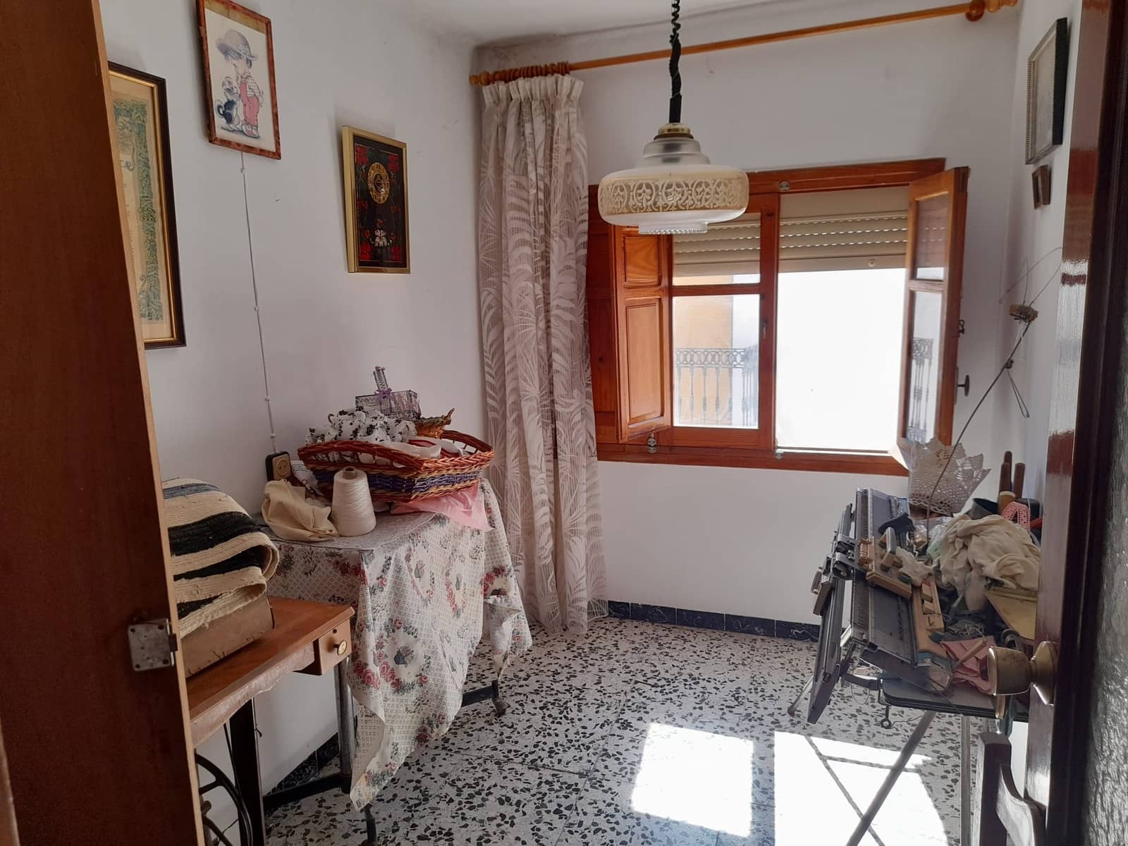 5 sypialnia Dom do wynajęcia w Miasto Almeria - 500 € (Ref: 7124046)