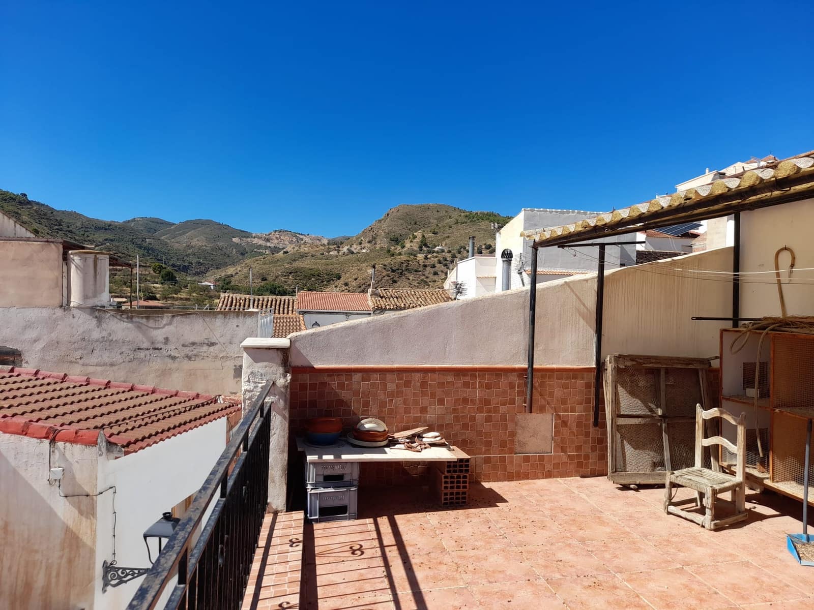 5 sypialnia Dom do wynajęcia w Miasto Almeria - 500 € (Ref: 7124046)