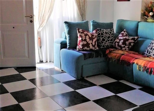 2 soverom Leilighet til leie i Almanzora, Cantoria med garasje - € 600 (Ref: 7560616)