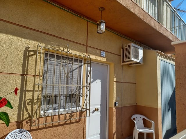 2 soverom Leilighet til leie i Almanzora, Cantoria med garasje - € 600 (Ref: 7560616)