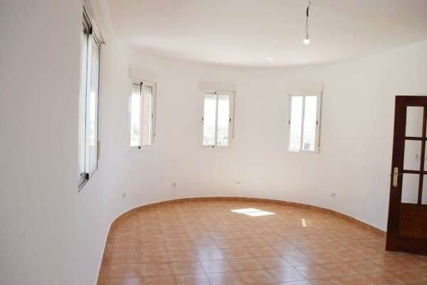3 quarto Moradia para arrendar em Cantoria com garagem - 950 € (Ref: 7760396)