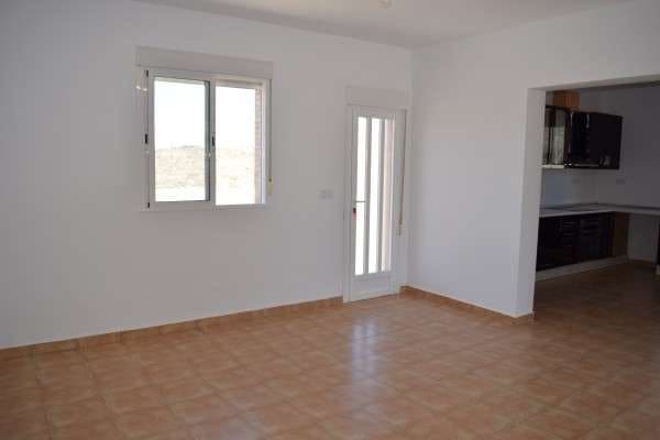 3 quarto Moradia para arrendar em Cantoria com garagem - 950 € (Ref: 7760396)