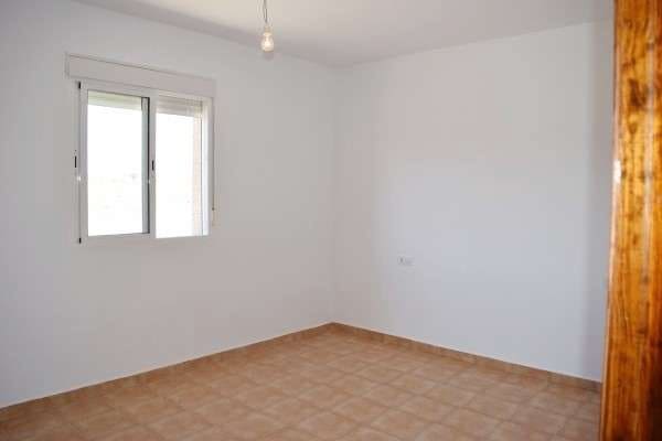 3 quarto Moradia para arrendar em Cantoria com garagem - 950 € (Ref: 7760396)