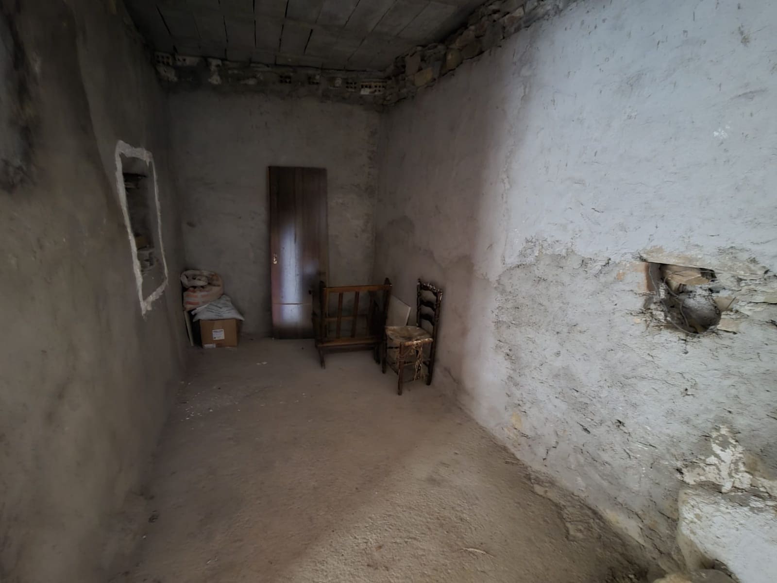 4 soverom Finca/Herregård til salgs i Almeria by - € 34 000 (Ref: 7785803)