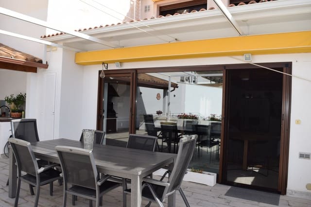 3 makuuhuone Paritalo myytävänä paikassa Líjar mukana uima-altaan 
autotalli - 198 000 € (Ref: 7809910)