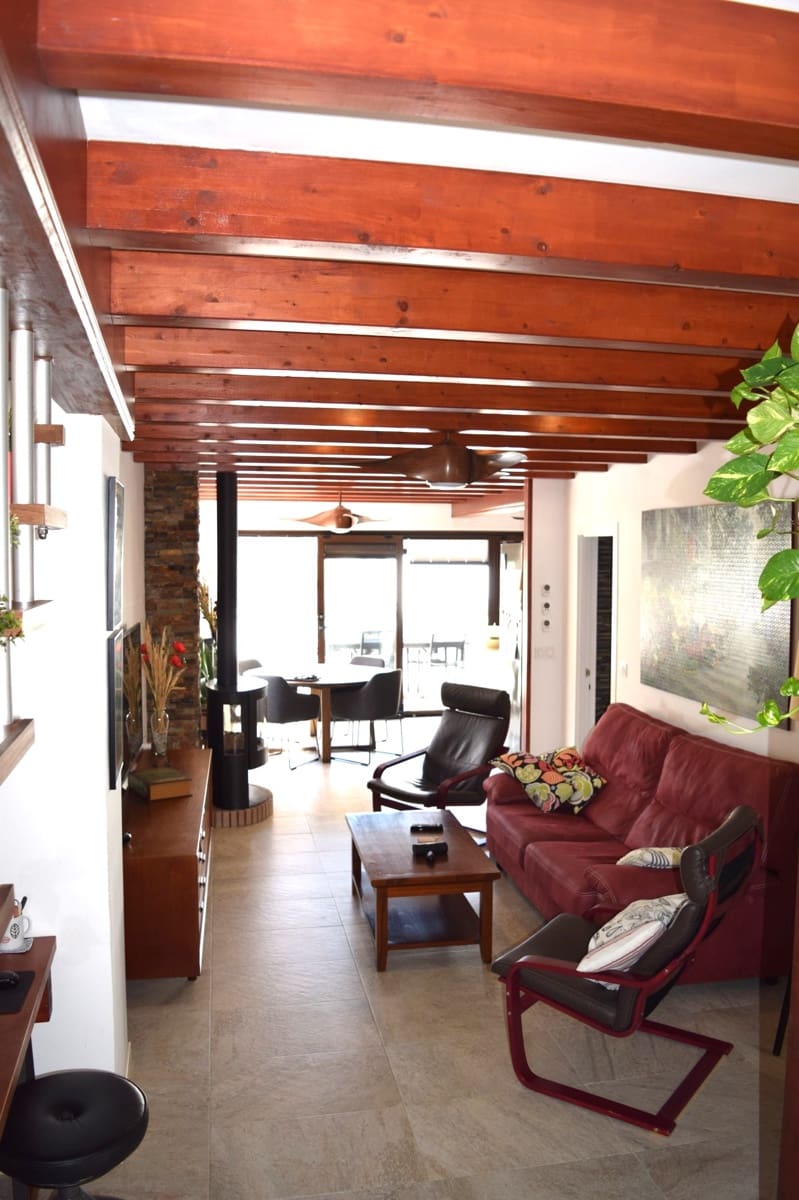 3 makuuhuone Paritalo myytävänä paikassa Lijar mukana uima-altaan 
autotalli - 198 000 € (Ref: 7809910)