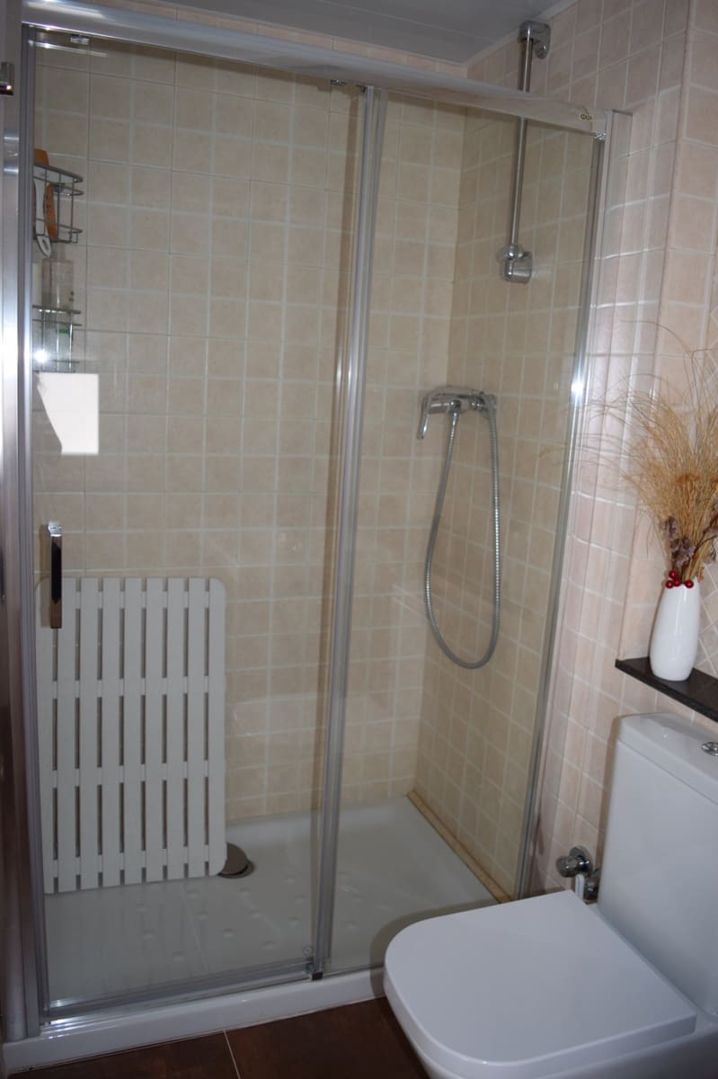 3 makuuhuone Paritalo myytävänä paikassa Lijar mukana uima-altaan 
autotalli - 198 000 € (Ref: 7809910)