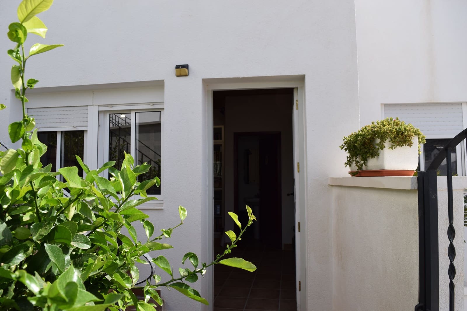 3 makuuhuone Paritalo myytävänä paikassa Lijar mukana uima-altaan 
autotalli - 198 000 € (Ref: 7809910)