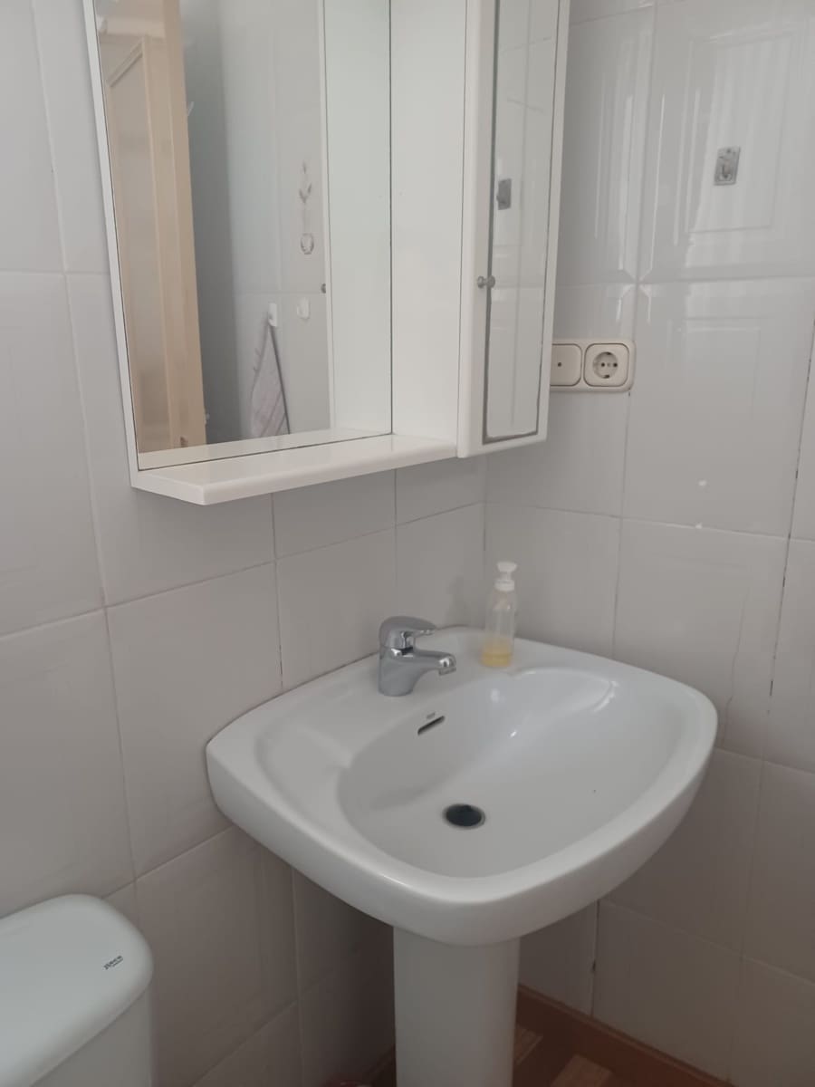 4 soveværelse Byhus til salg i Lijar - € 80.000 (Ref: 7886455)