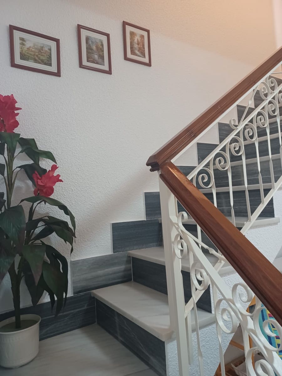 4 soveværelse Byhus til salg i Lijar - € 80.000 (Ref: 7886455)