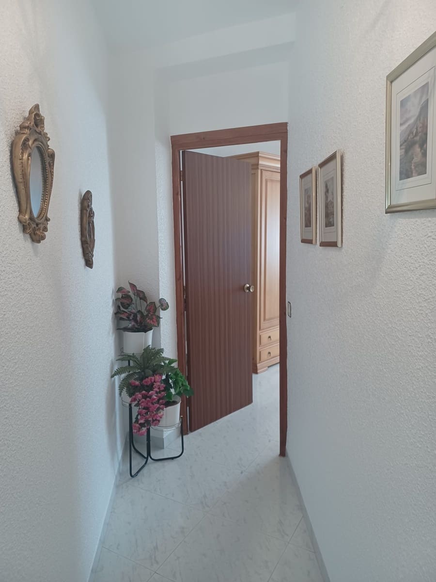 4 soveværelse Byhus til salg i Lijar - € 80.000 (Ref: 7886455)