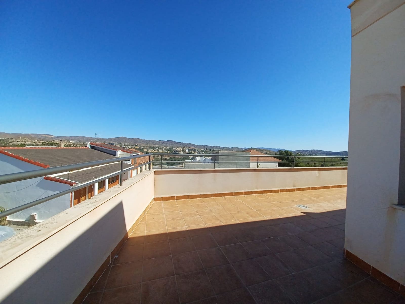 3 soveværelse Semi-Rækkehus til leje i Almanzora - € 750 (Ref: 8132515)