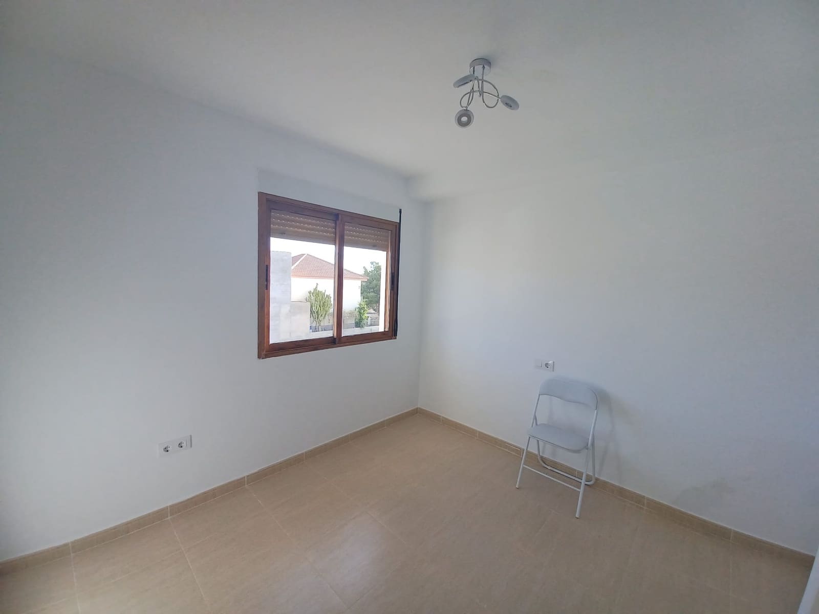 3 soveværelse Semi-Rækkehus til leje i Almanzora - € 750 (Ref: 8132515)