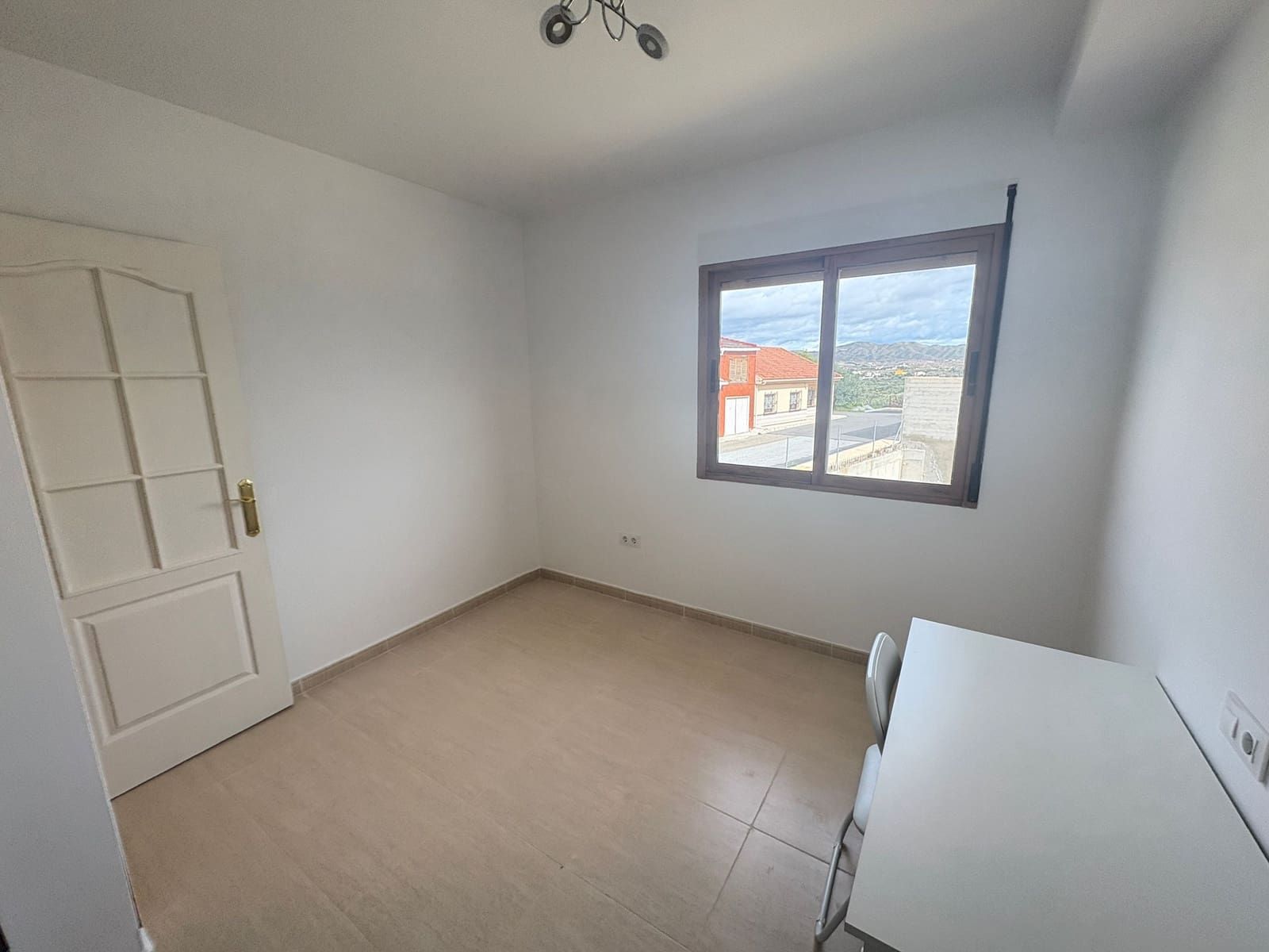 3 soveværelse Semi-Rækkehus til leje i Almanzora - € 750 (Ref: 8132515)