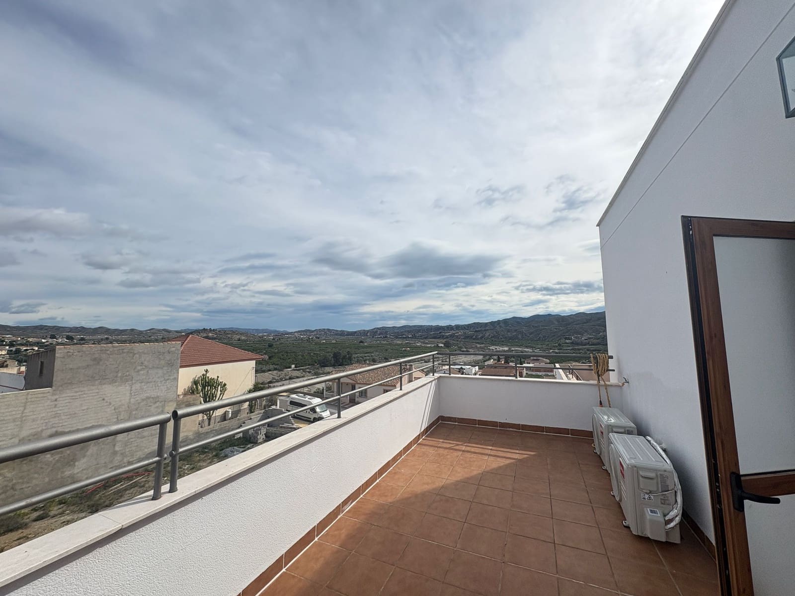 3 soveværelse Semi-Rækkehus til leje i Almanzora - € 750 (Ref: 8132515)