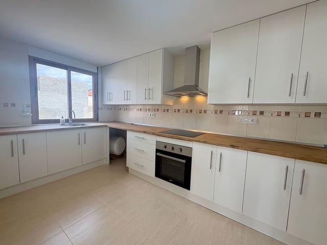 3 quarto Moradia Geminada para arrendar em Almanzora, Cantoria - 750 € (Ref: 8132515)