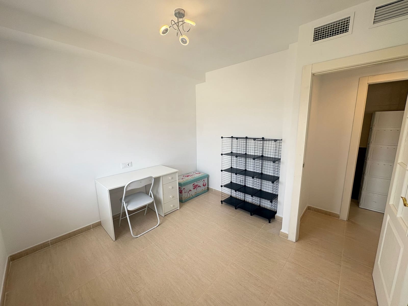 3 soveværelse Semi-Rækkehus til leje i Almanzora - € 750 (Ref: 8132515)