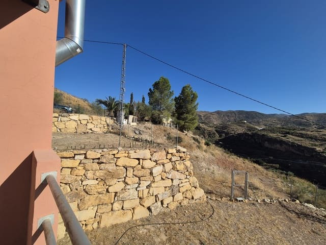 3 bedroom Finca/Country House for rent in Almería city with garage - € 850 (Ref: 8245989)