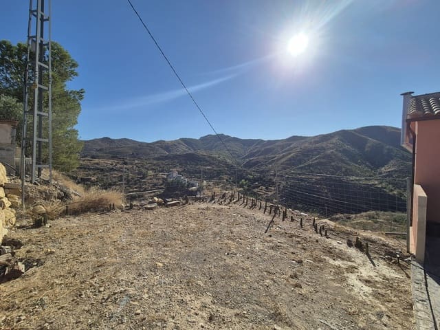 3 bedroom Finca/Country House for rent in Almería city with garage - € 850 (Ref: 8245989)