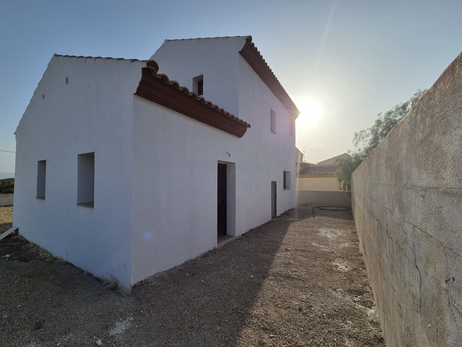 3 bedroom Villa for rent in Almeria city - € 950 (Ref: 8323363)