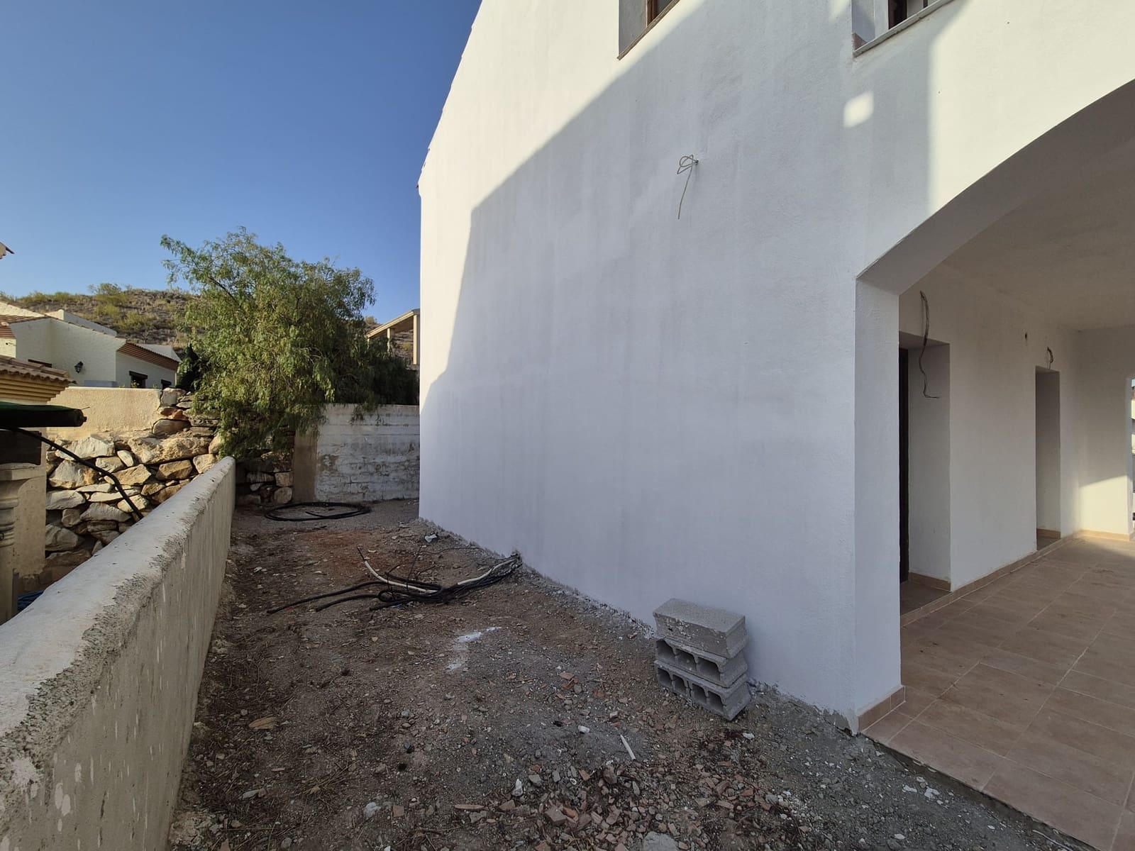 3 bedroom Villa for rent in Almeria city - € 950 (Ref: 8323363)