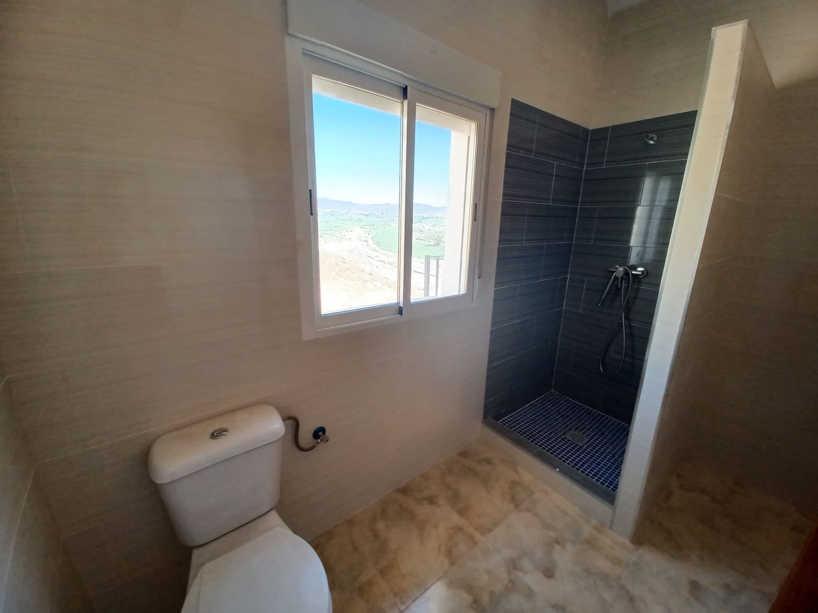 Chalet de 3 habitaciones en Almanzora en alquiler con garaje - 950 € (Ref: 8397171)