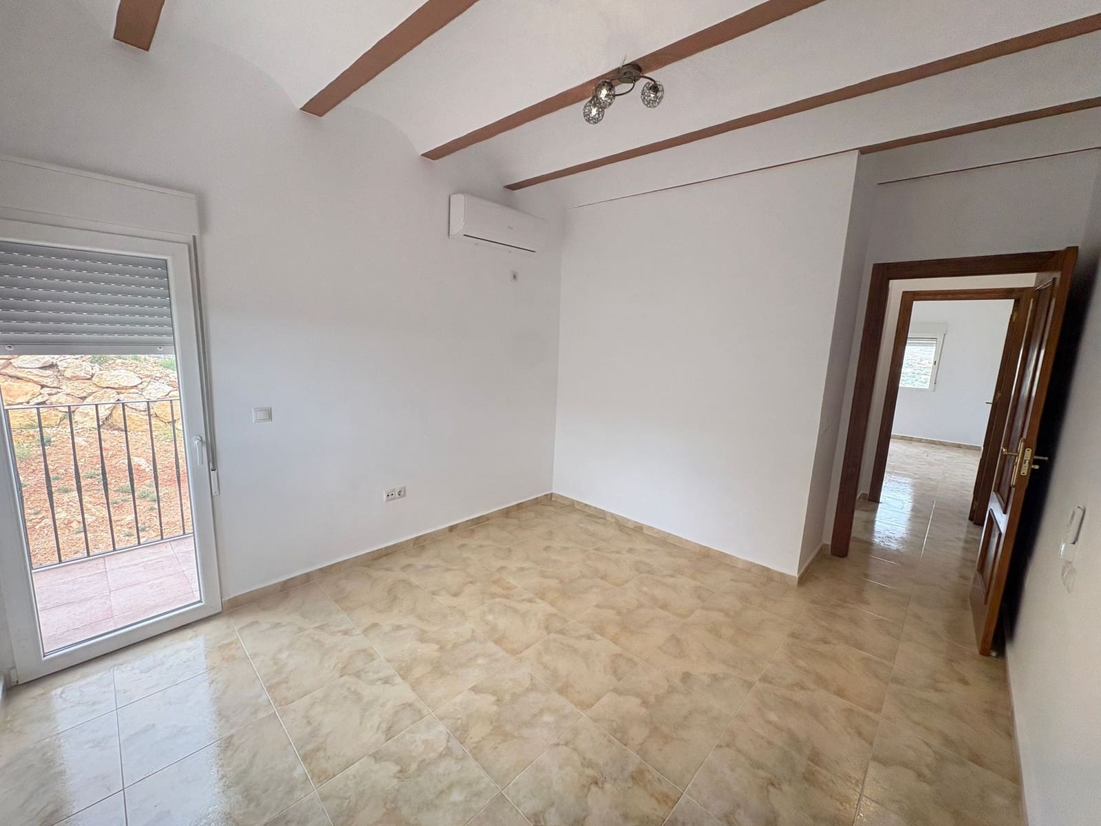 Chalet de 3 habitaciones en Almanzora en alquiler con garaje - 950 € (Ref: 8397171)
