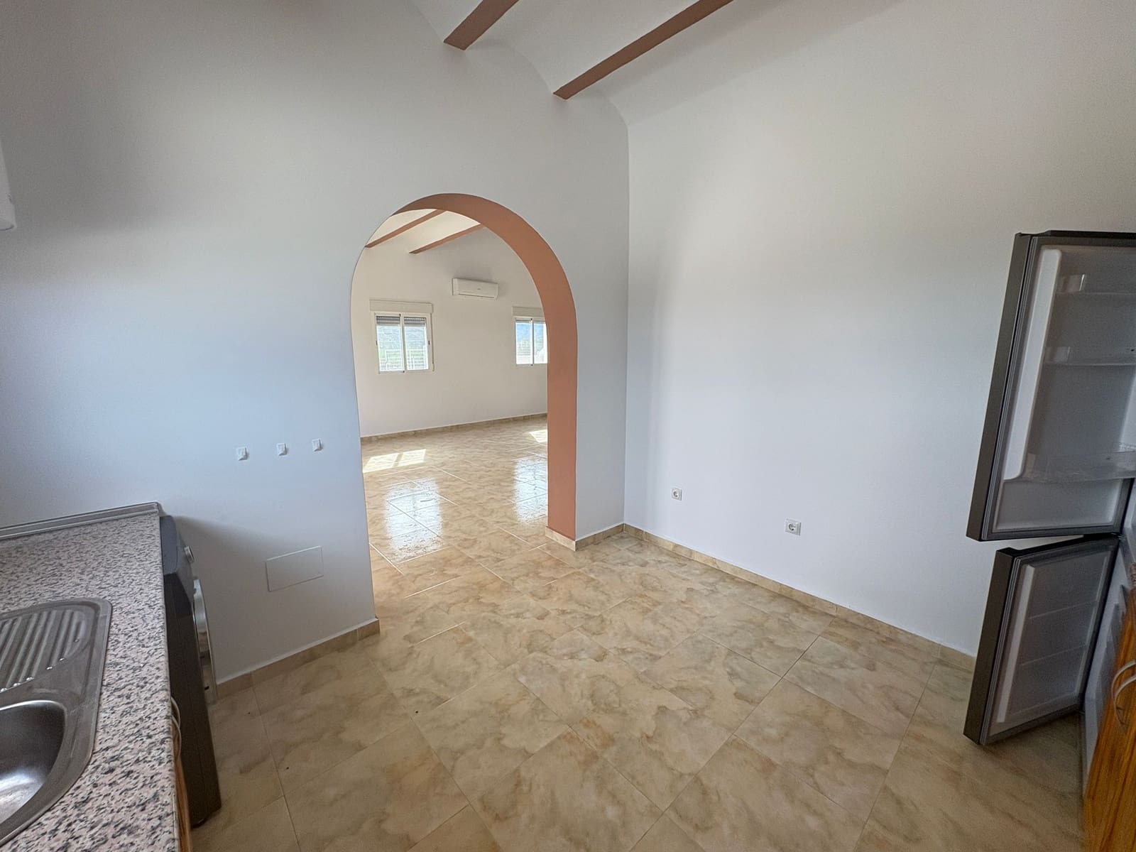 Chalet de 3 habitaciones en Almanzora en alquiler con garaje - 950 € (Ref: 8397171)