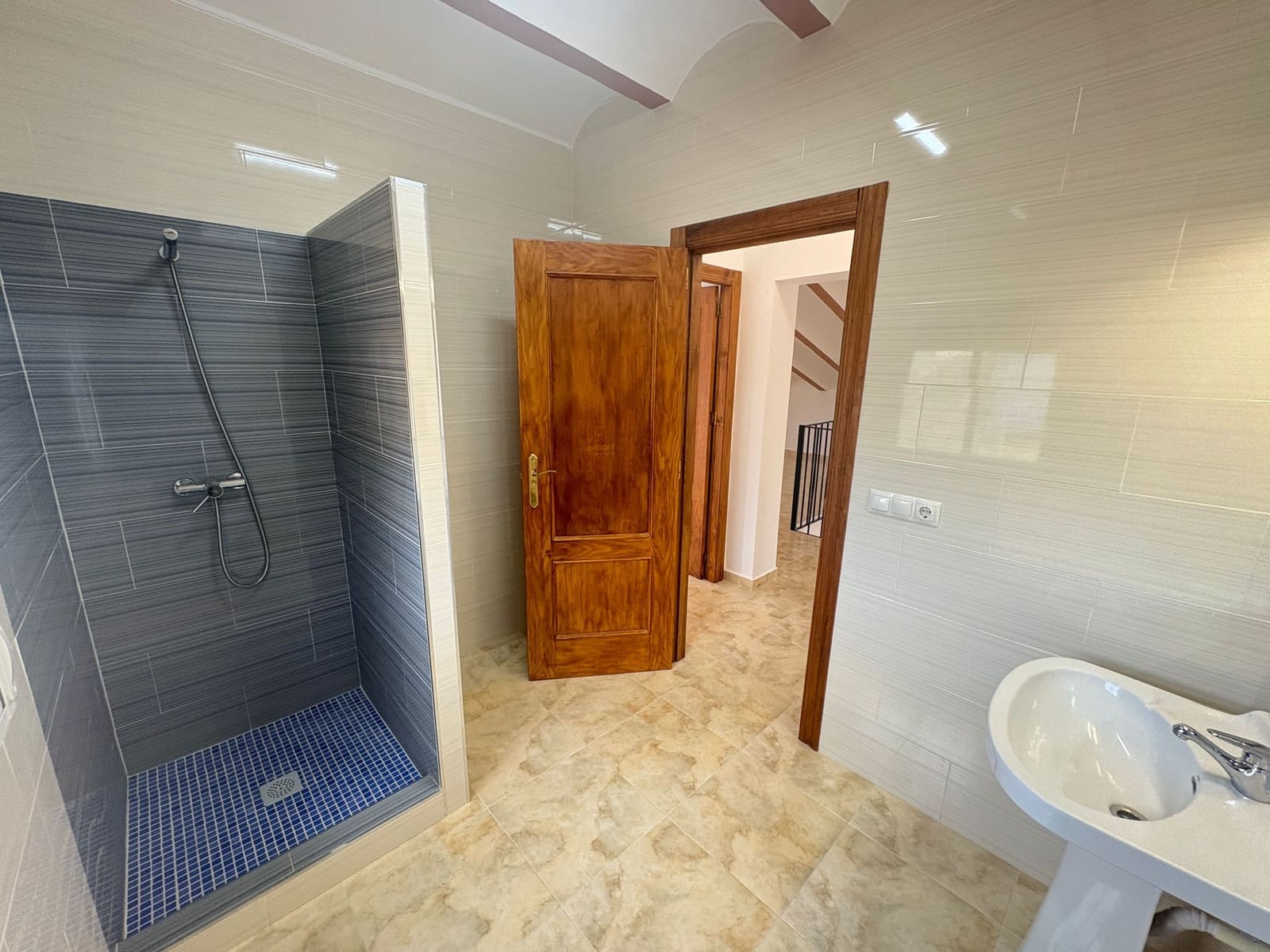 Chalet de 3 habitaciones en Almanzora en alquiler con garaje - 950 € (Ref: 8397171)