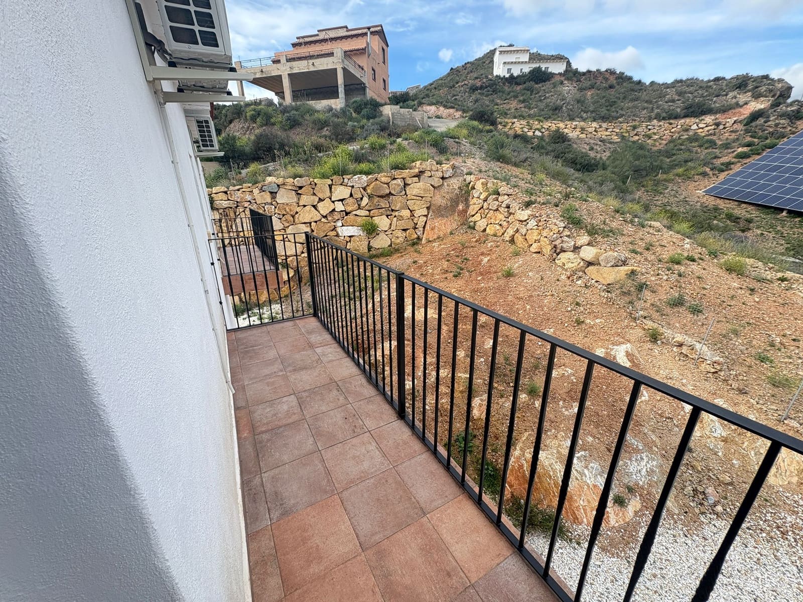 Chalet de 3 habitaciones en Almanzora en alquiler con garaje - 950 € (Ref: 8397171)