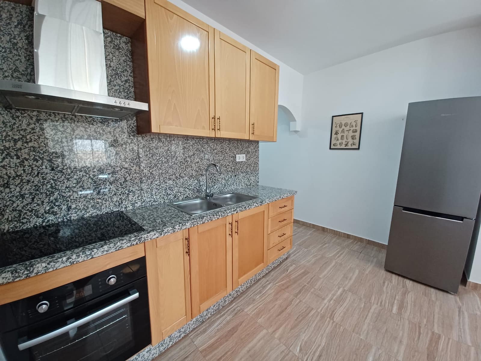 2 soveværelse Lejlighed til leje i Almeria by - € 500 (Ref: 8532847)