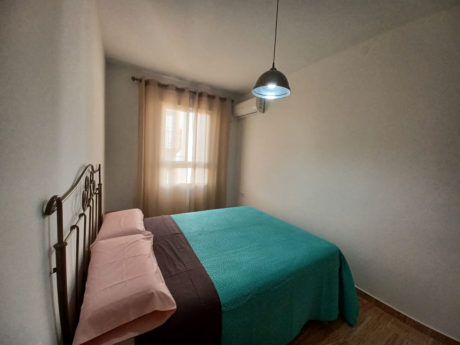 2 soveværelse Lejlighed til leje i Almeria by - € 500 (Ref: 8532847)