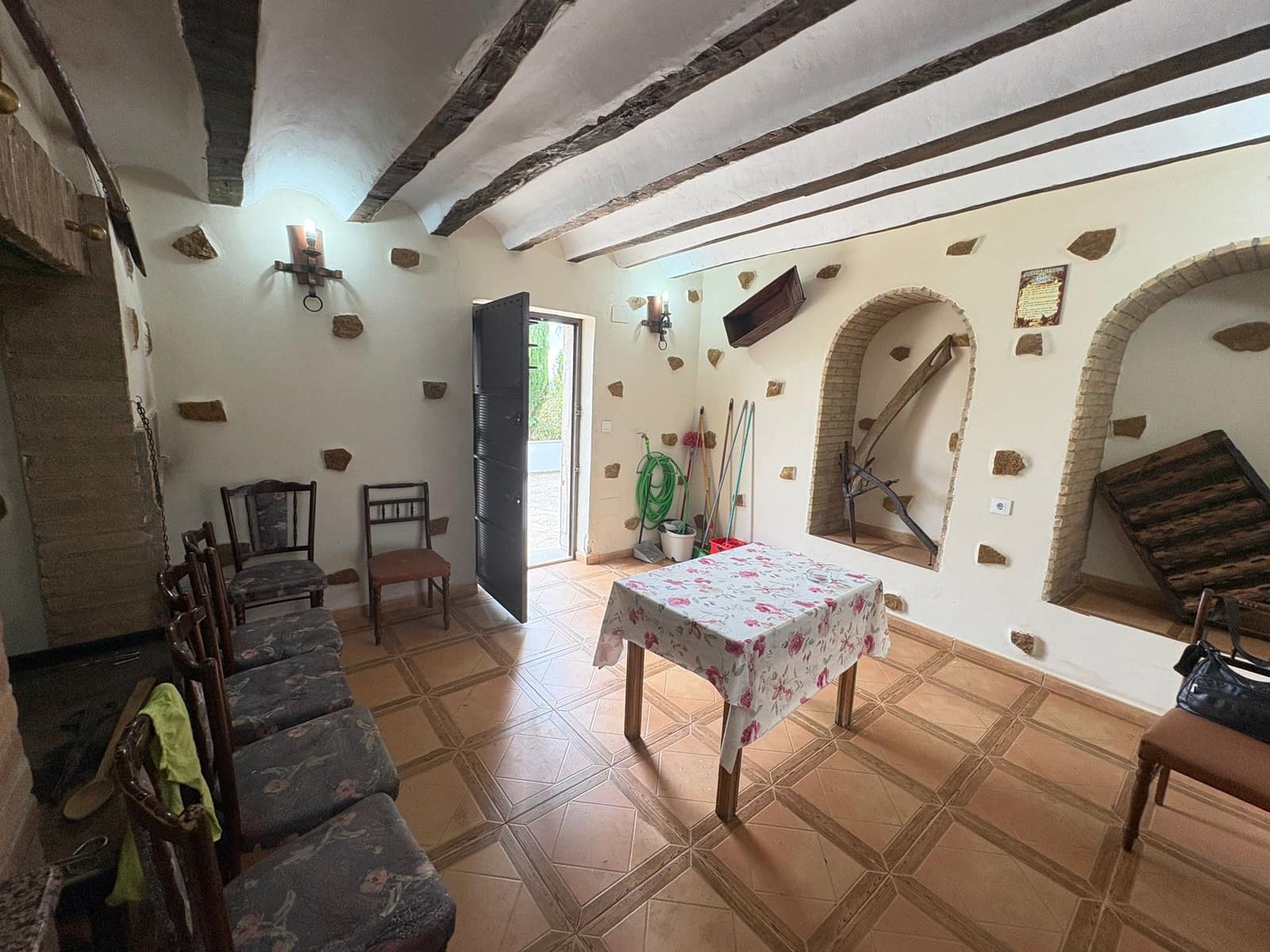 3 makuuhuone Maalaistalo vuokrattavana paikassa Velez-Rubio mukana 
autotalli - 800 € (Ref: 8634992)