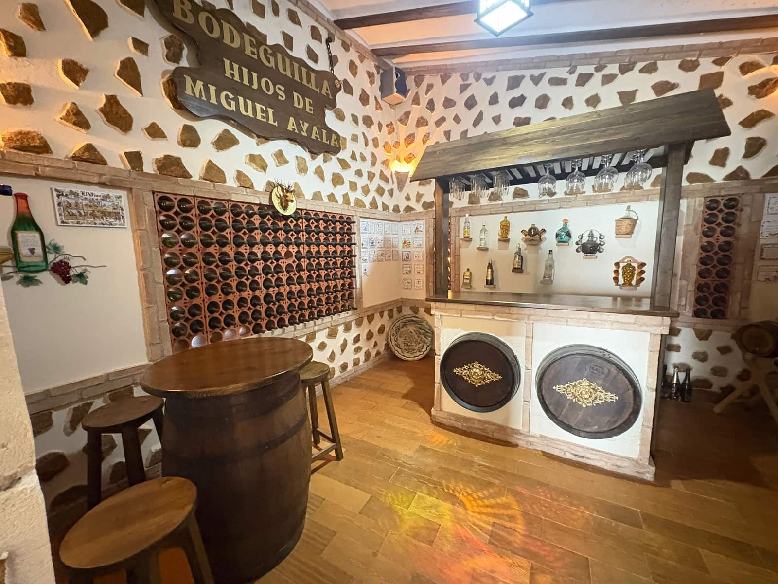 3 makuuhuone Maalaistalo vuokrattavana paikassa Velez-Rubio mukana 
autotalli - 800 € (Ref: 8634992)