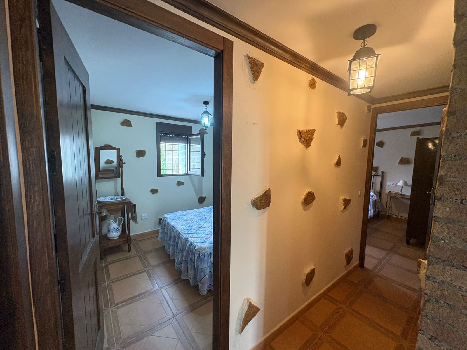 3 makuuhuone Maalaistalo vuokrattavana paikassa Velez-Rubio mukana 
autotalli - 800 € (Ref: 8634992)