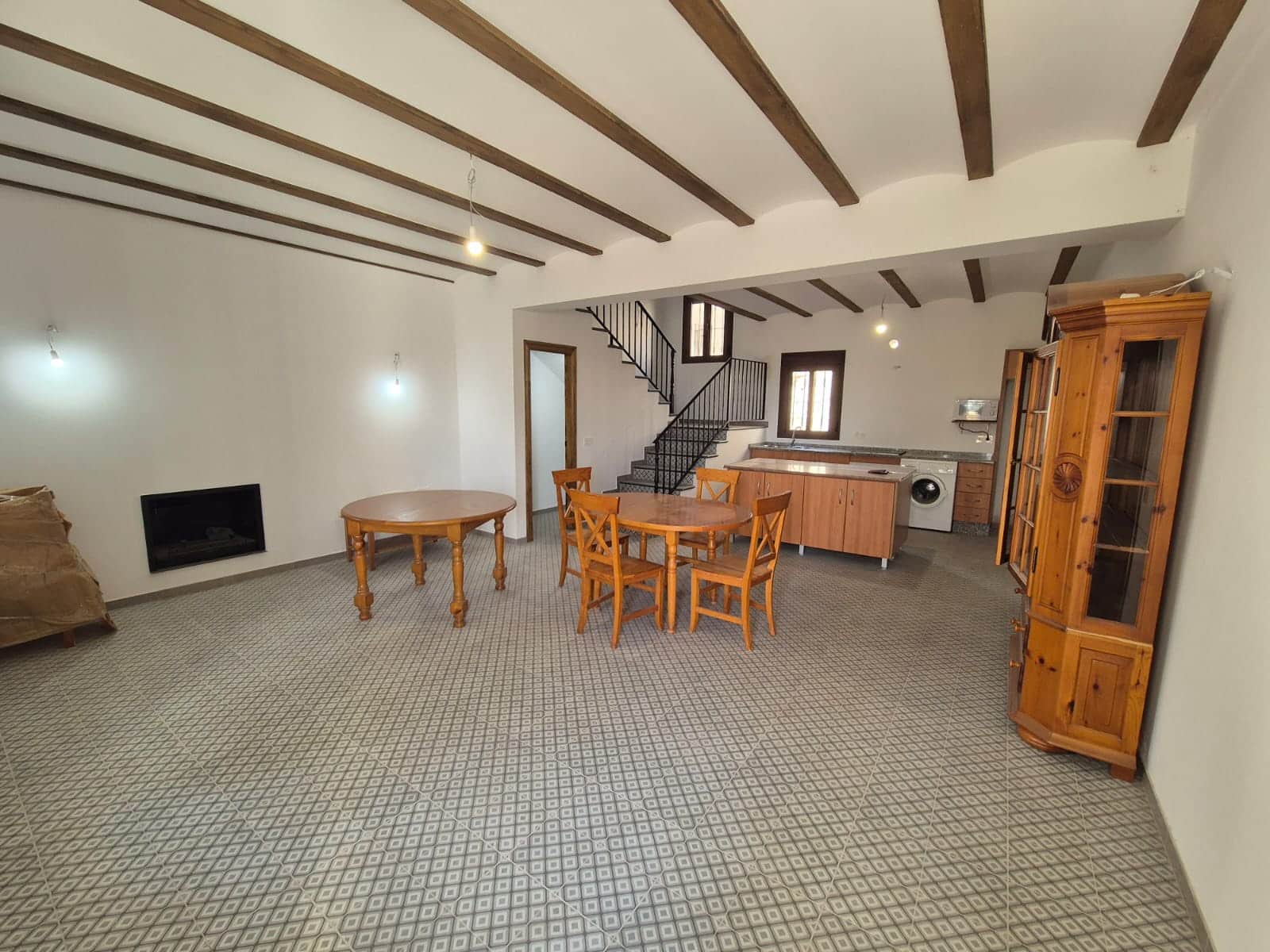 5 soveværelse Byhus til leje i Albox med garage - € 950 (Ref: 8834926)