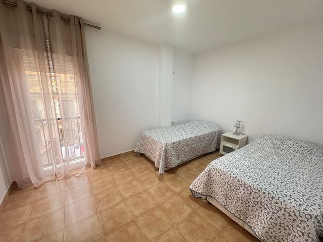 3 soverom Leilighet til leie i Almanzora, Cantoria - € 500 (Ref: 8853160)